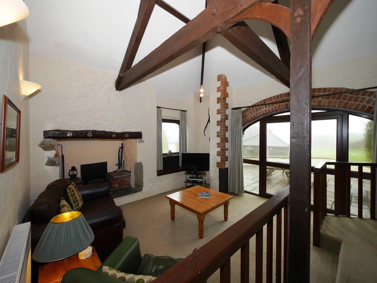 Kennacott Court Holiday Cottages 布德 外观 照片
