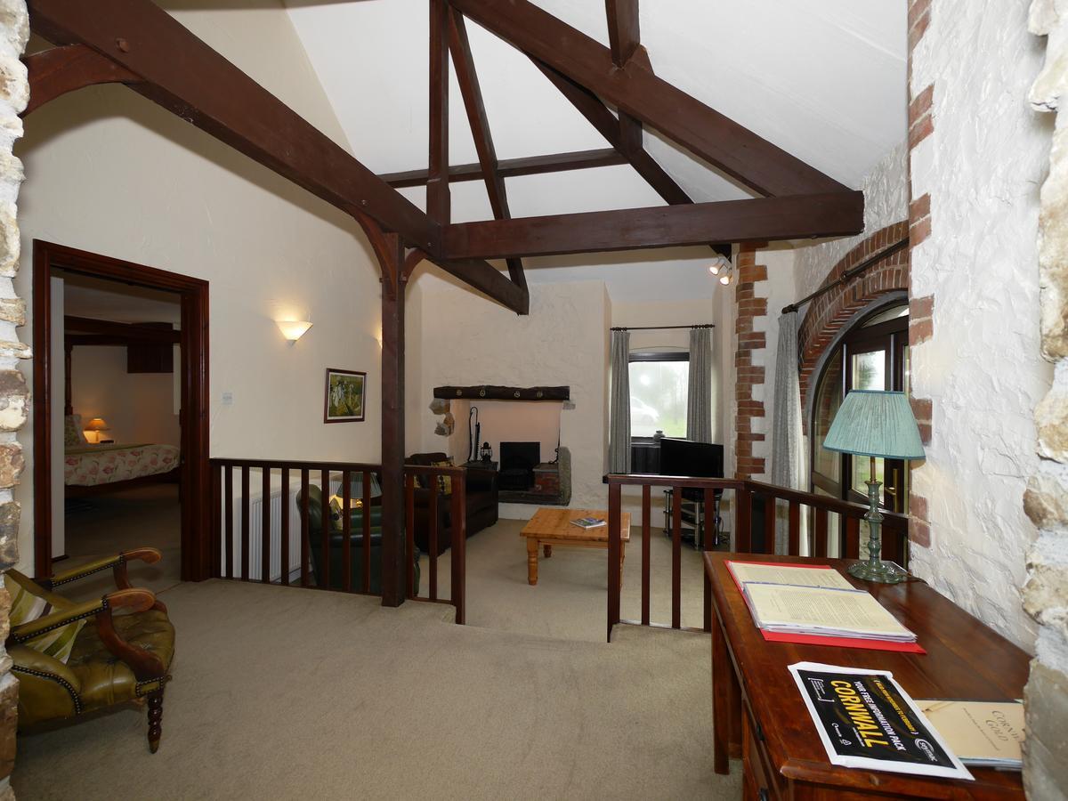 Kennacott Court Holiday Cottages 布德 外观 照片
