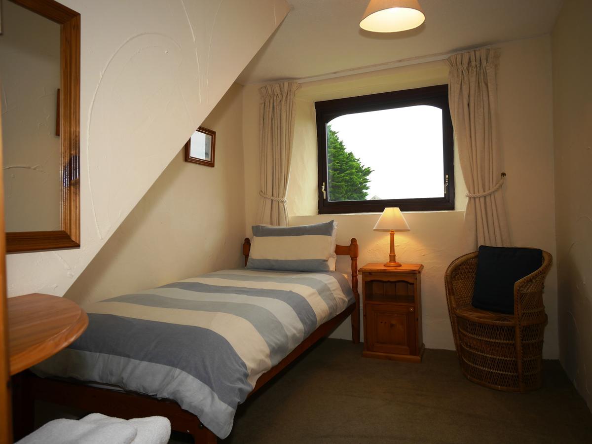 Kennacott Court Holiday Cottages 布德 外观 照片