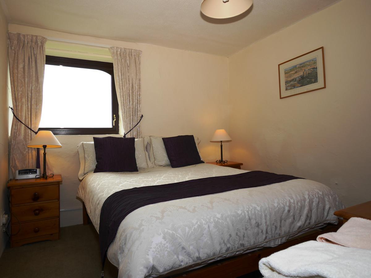 Kennacott Court Holiday Cottages 布德 外观 照片