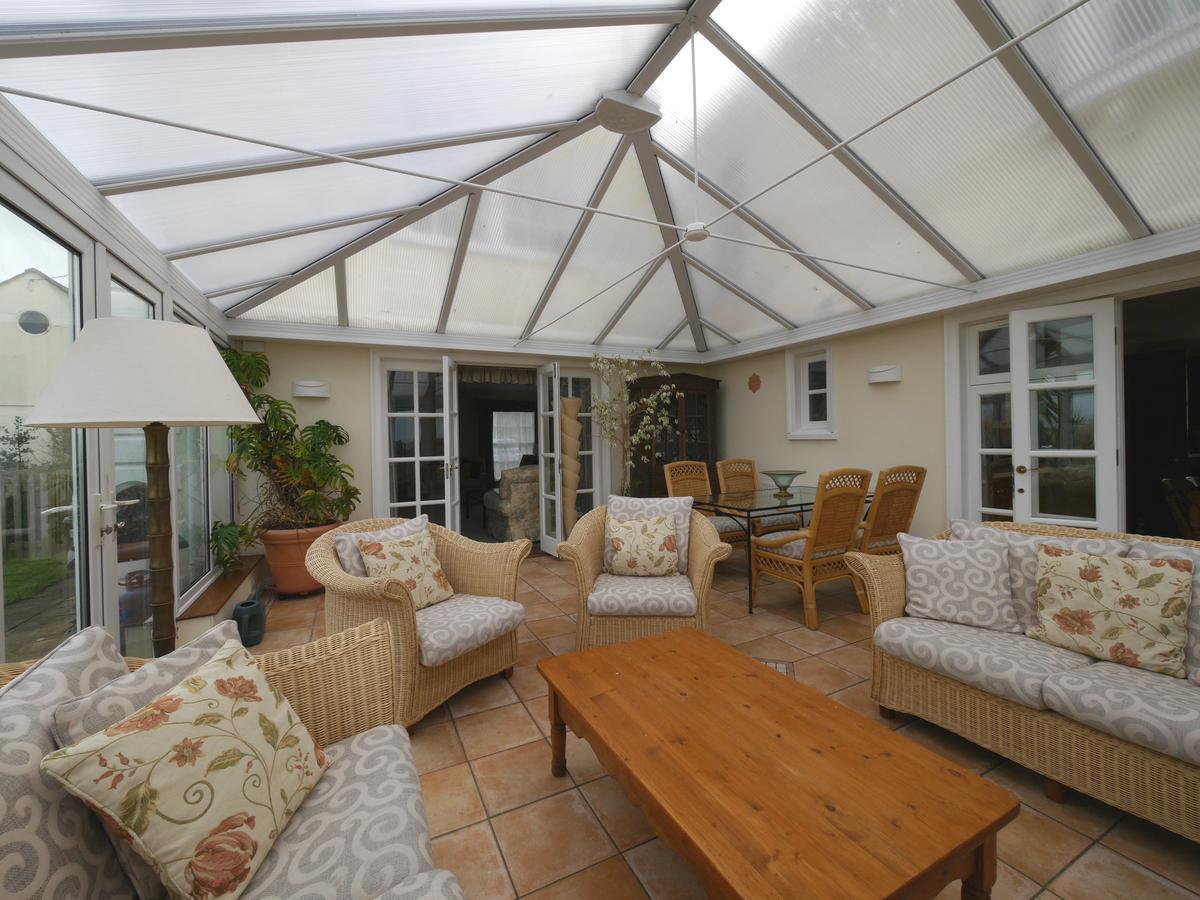 Kennacott Court Holiday Cottages 布德 外观 照片