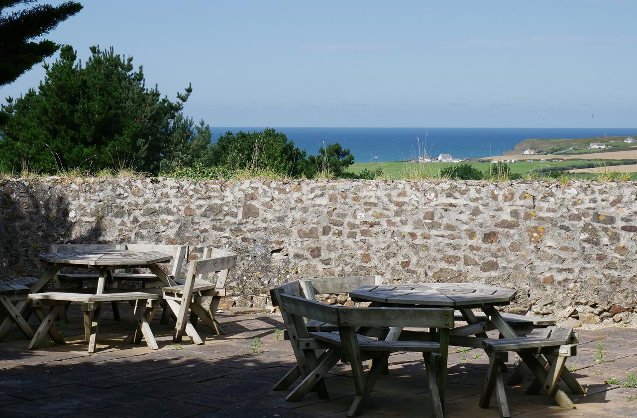 Kennacott Court Holiday Cottages 布德 外观 照片